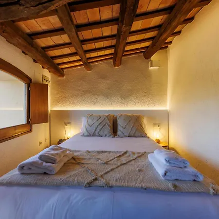 Bravissimo Calderes El Bou, With River View Apartment *