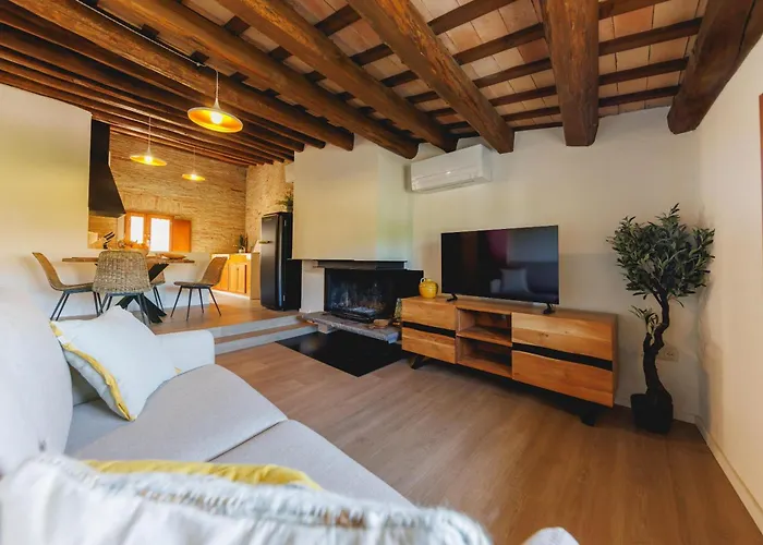 Bravissimo Calderes El Bou, With River View Apartman *