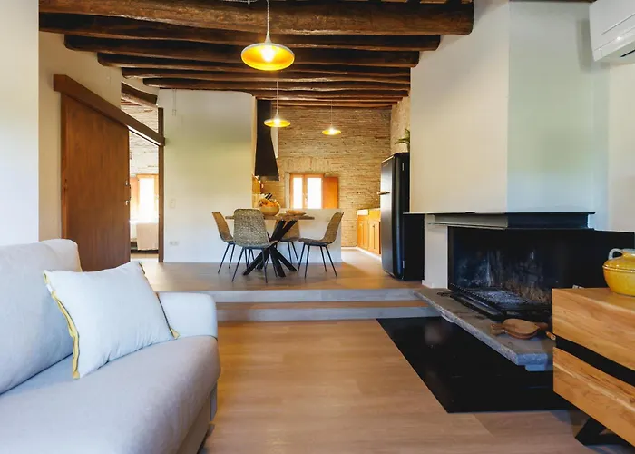 Apartman Bravissimo Calderes El Bou, With River View *